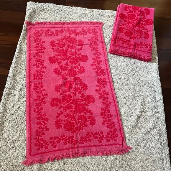 Monticello vintage bath luxury red pink floral 70s 60s mcm towel set gift 🩷❤️🩷